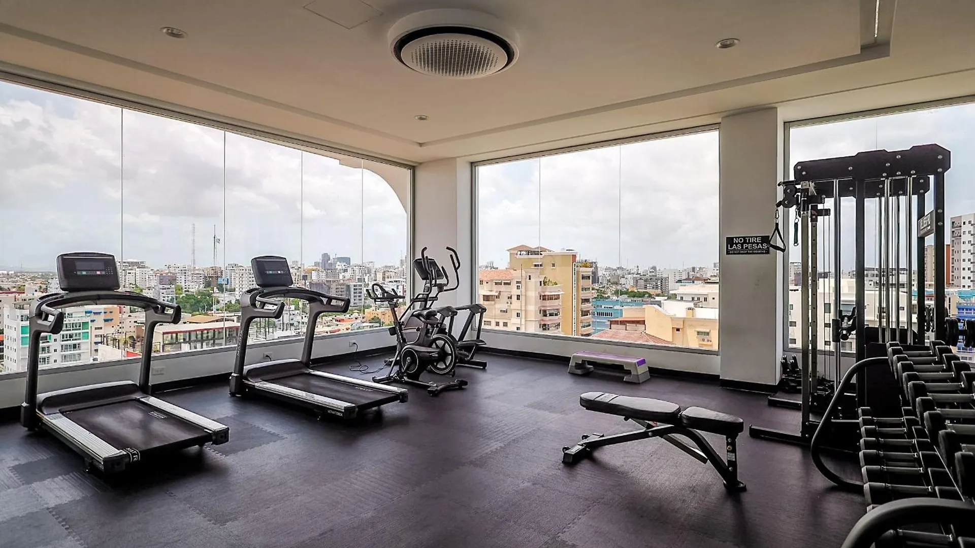 Chic Centric 1Br Apt, King Bed Los Prados جمهورية الدومينيكان